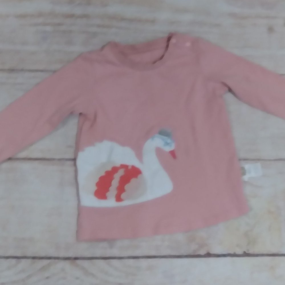 Dave & Bella queen swan long sleeve tshirt sz 3